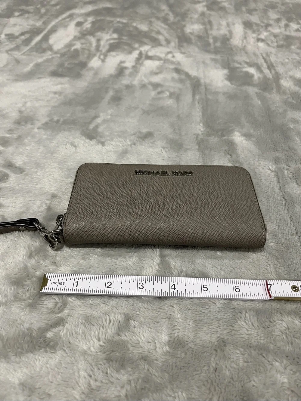 Michael Kors Jet Set Travel Continental Wallet Pearl Grey Excellent Condition